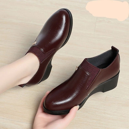 Bottines Éléguantes à Talon Wedge en Cuir