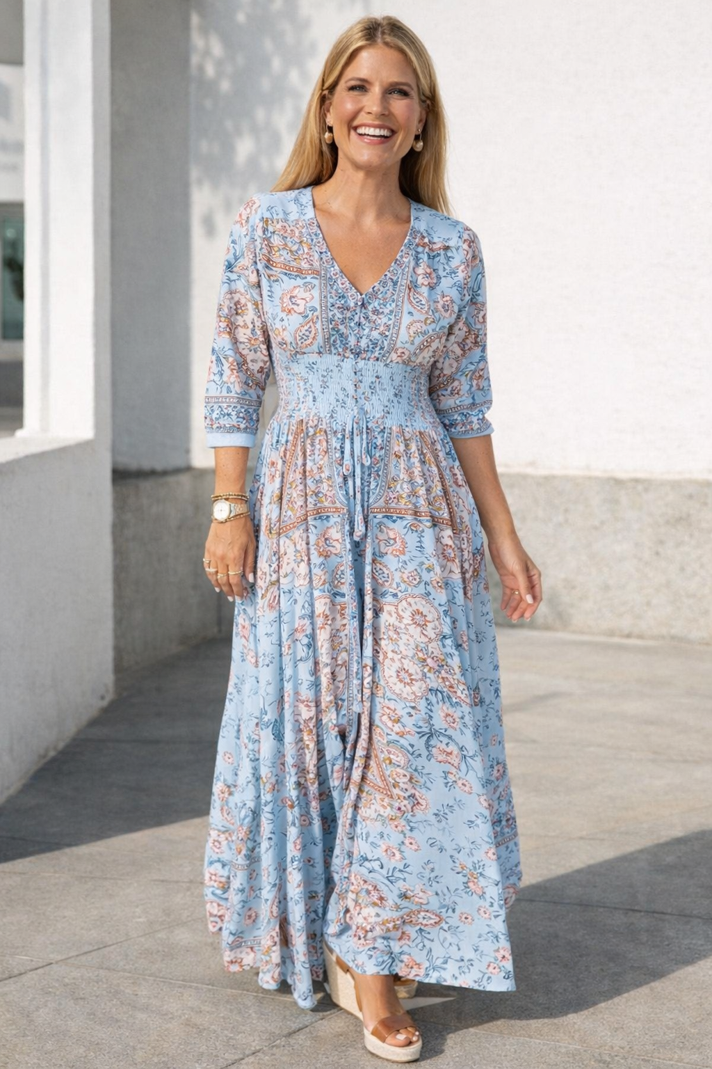 Faune | Robe maxi avec décolleté en V