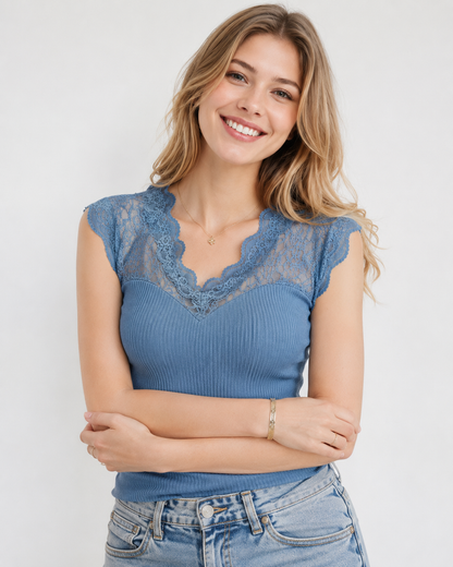 ATELIER | Pull sans manches en V d'été avec dentelle