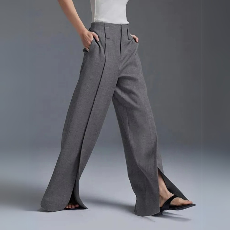 Pantalon taille haute caractéristique