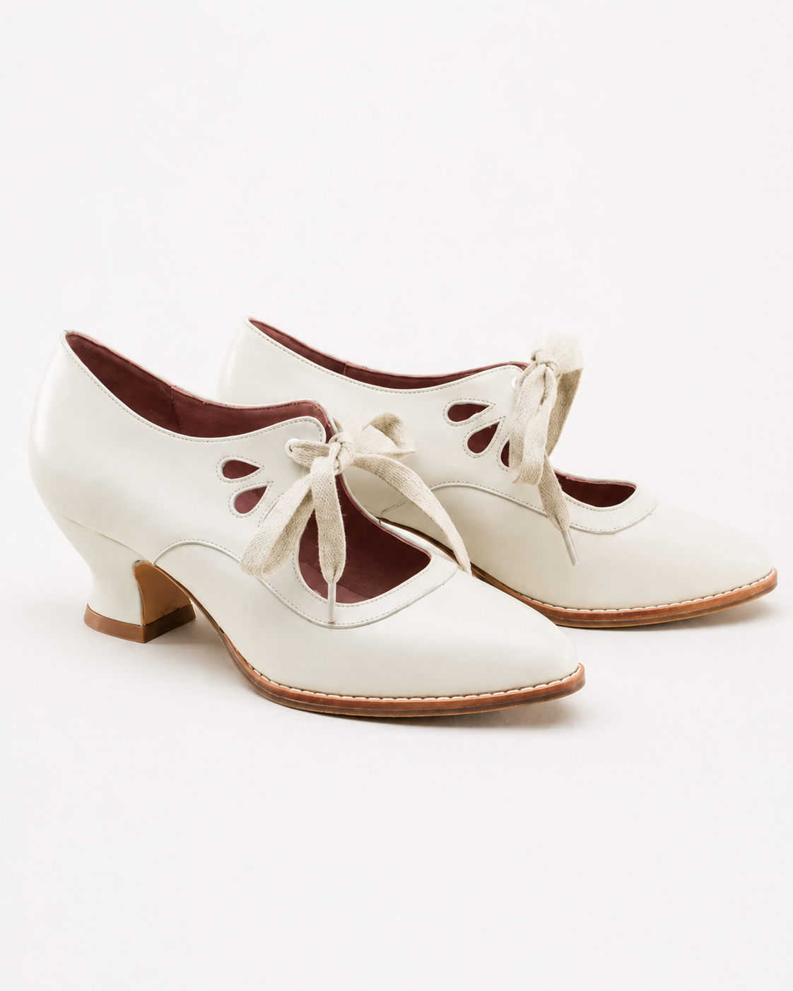 Leslie | Chaussures à talons hauts ajourées pour femmes à lacets