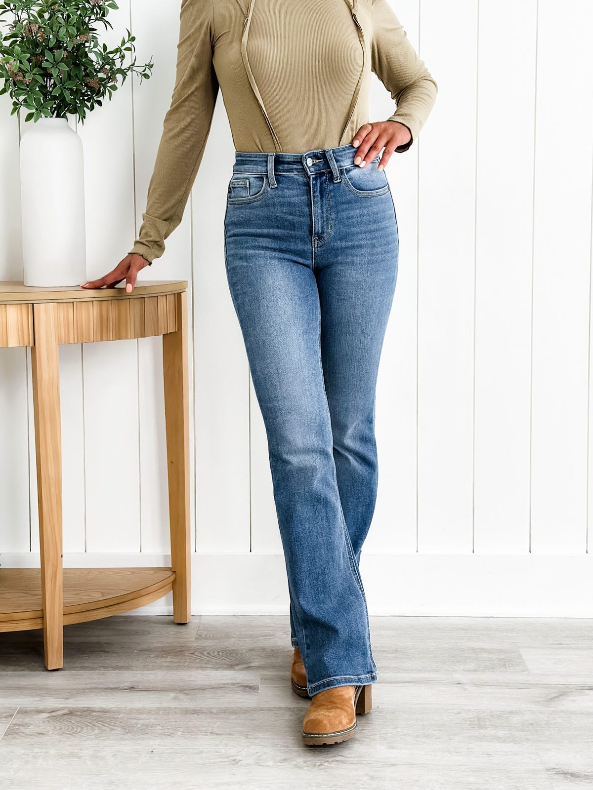 Jennie | Jean Bootcut avec contrôle du ventre