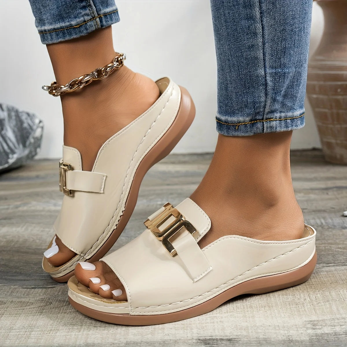 Mina | Sandales Cool à Boucle Métallique Simple