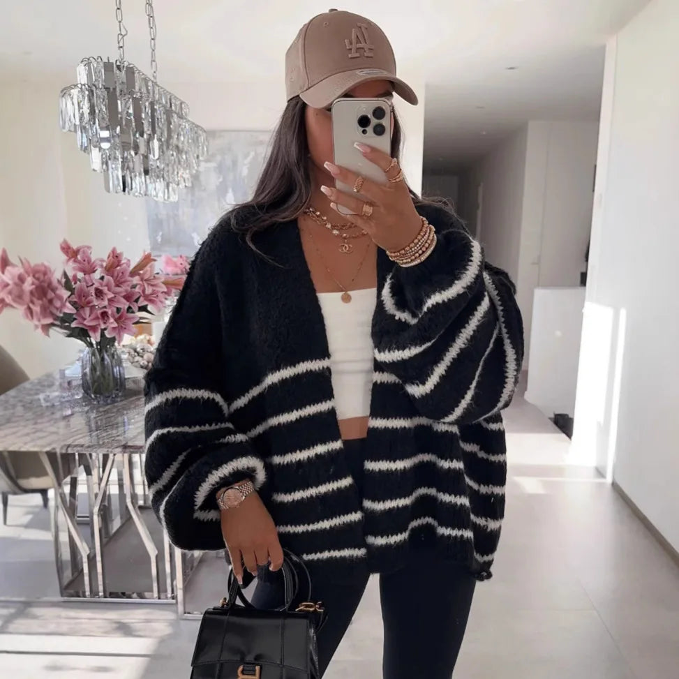 Trinité | Cardigan vintage à rayures en tricot avec décolleté en V