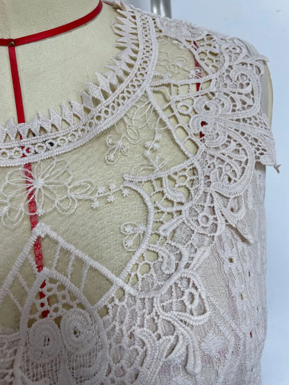 ATELIER | Blouse en dentelle sans manches avec jacquard ajouré