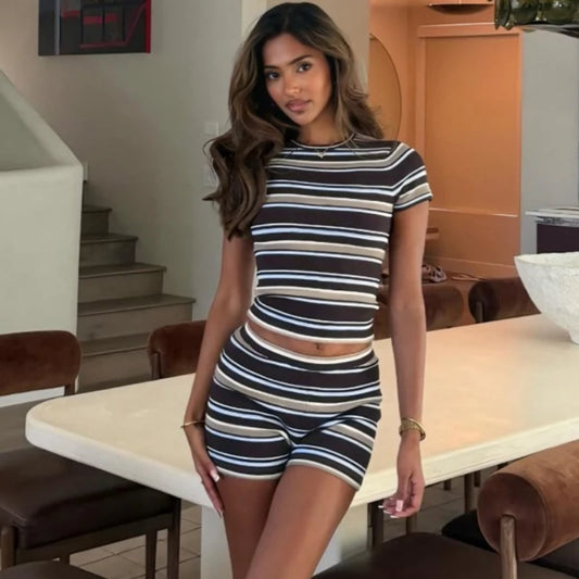 ATELIER | Gestreiftes zweiteiliges Damen-Set mit Crop-Top und Shorts