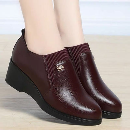 Bottines Éléguantes à Talon Wedge en Cuir