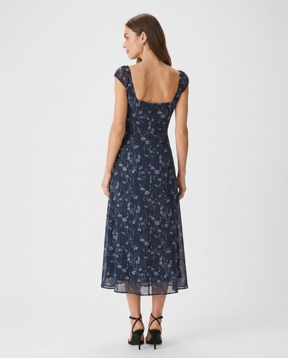 Liliana | Robe d'été longue à imprimé floral sans dos de style français