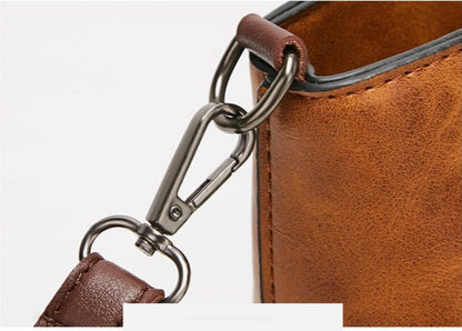 Sac Bandoulière Britney en Cuir – Élégant et Intemporel